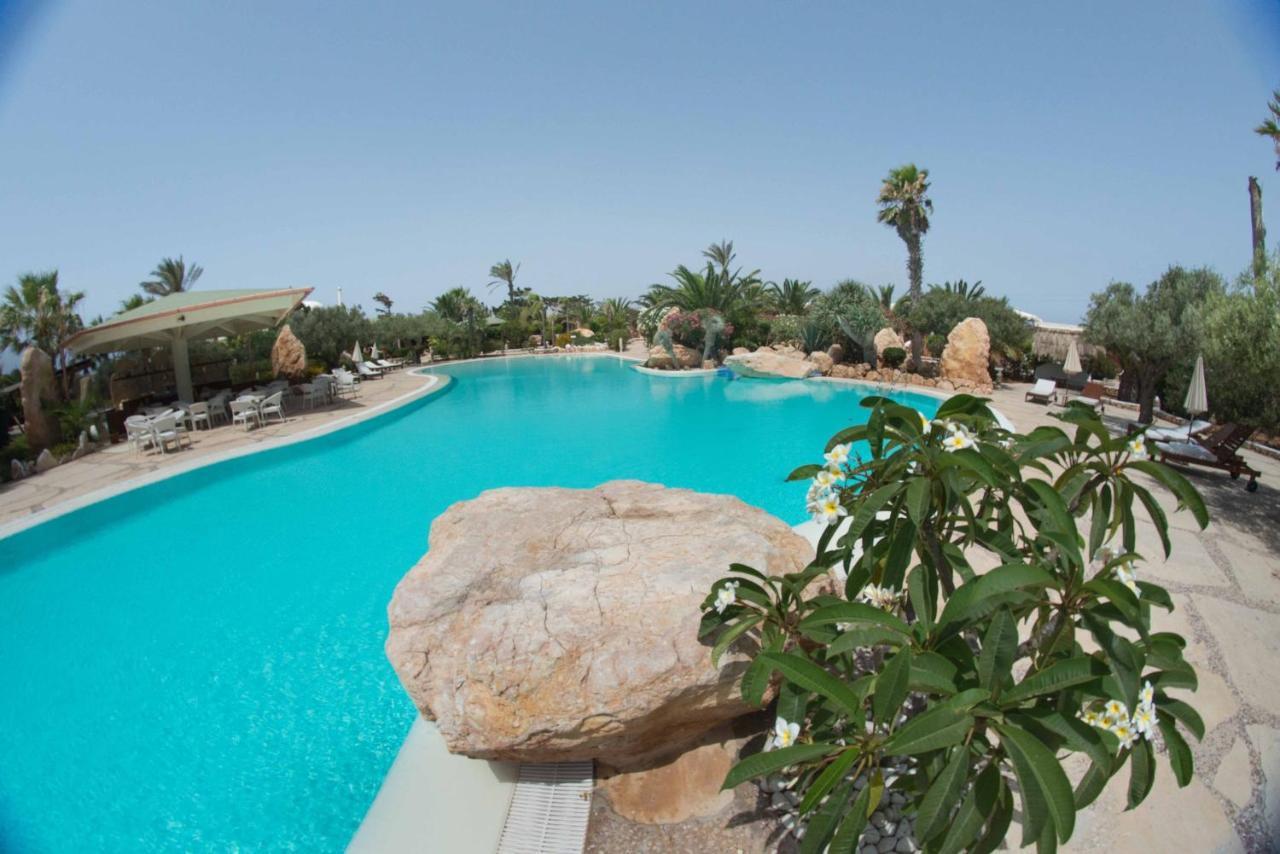 Cupola Bianca Resort LMP Exterior photo