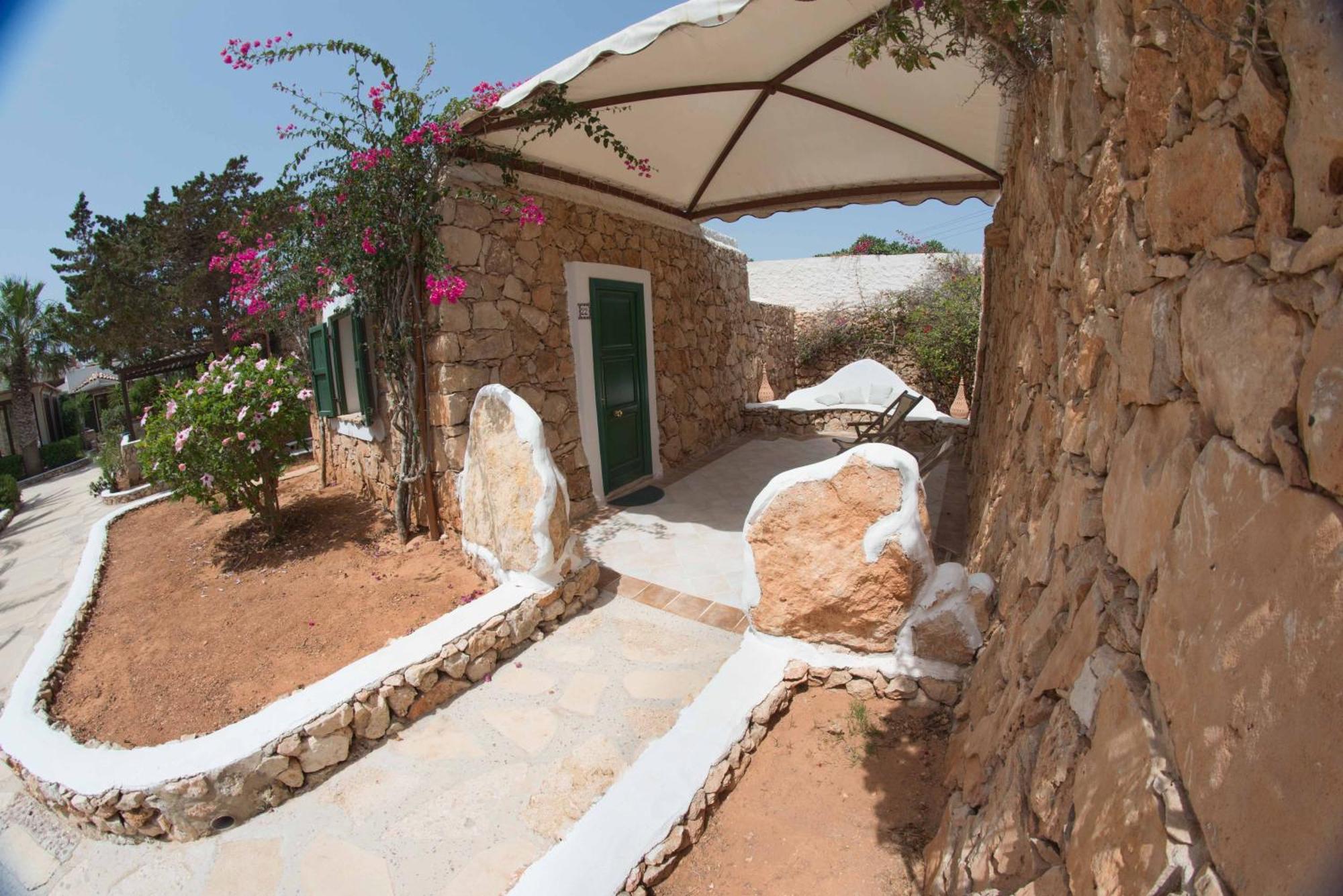 Cupola Bianca Resort LMP Exterior photo